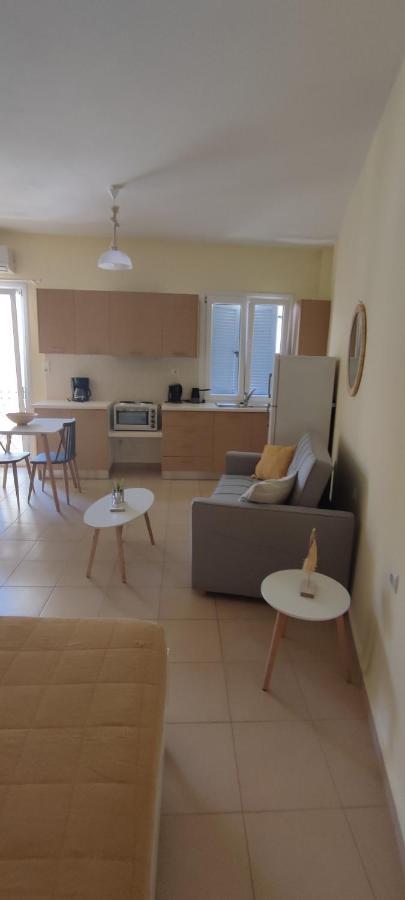 Nicol'S Apartment Ermoupoli Dış mekan fotoğraf